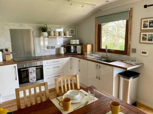 The Cabin - fully equipped kitchen with modern appliances